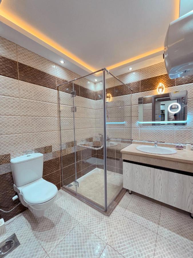 Hills Luxury 2 Bedroom Apartament