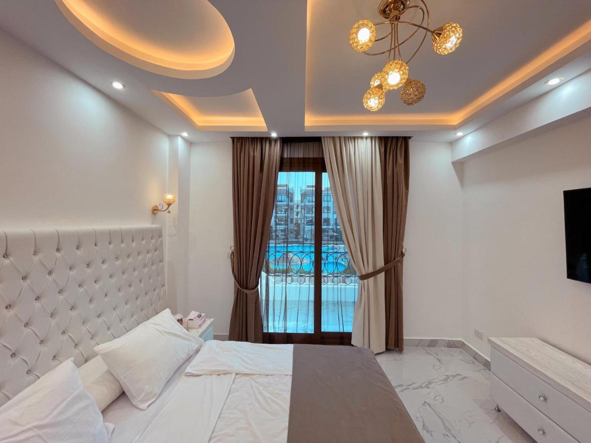 Hills Luxury 2 Bedroom
